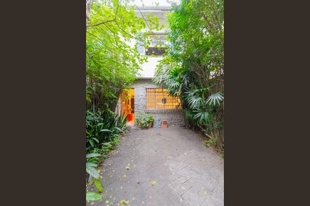 Casa à venda com 140m², 2 quartos e 1 vaga Casa à venda com 140m², 2 quartos e 1 vagaGaragem