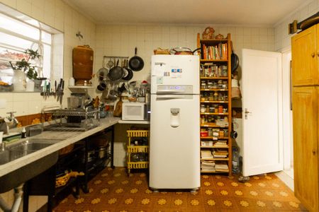 Casa à venda com 140m², 2 quartos e 1 vaga Casa à venda com 140m², 2 quartos e 1 vagaCozinha