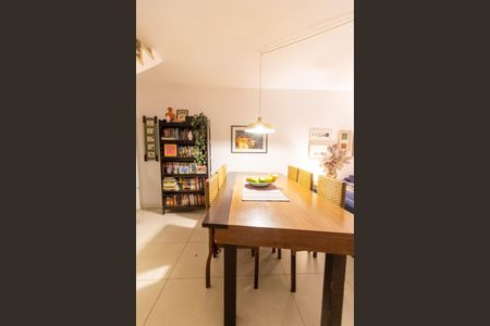 Casa à venda com 140m², 2 quartos e 1 vaga Casa à venda com 140m², 2 quartos e 1 vagaSala de Jantar