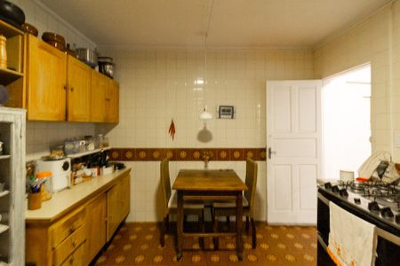 Casa à venda com 140m², 2 quartos e 1 vaga Casa à venda com 140m², 2 quartos e 1 vagaCozinha