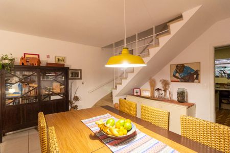 Casa à venda com 140m², 2 quartos e 1 vaga Casa à venda com 140m², 2 quartos e 1 vagaSala de Jantar