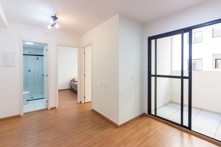 Apartamento para alugar com 36m², 2 quartos e 1 vaga Apartamento para alugar com 36m², 2 quartos e 1 vagaSala