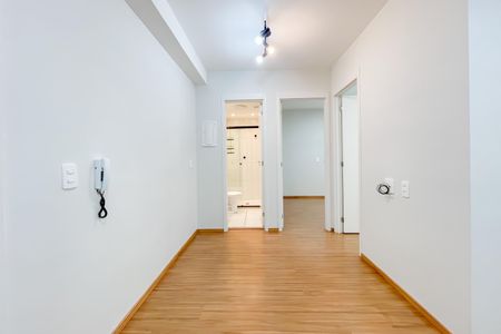 Sala de apartamento para alugar com 2 quartos, 36m² em Metalúrgicos, Osasco