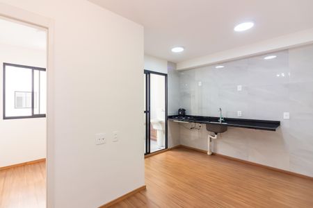 Apartamento para alugar com 36m², 2 quartos e 1 vaga Apartamento para alugar com 36m², 2 quartos e 1 vagaSala