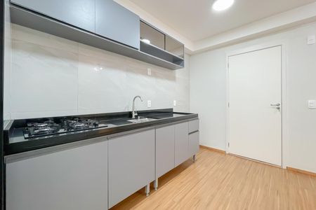Cozinha de apartamento para alugar com 2 quartos, 36m² em Metalúrgicos, Osasco
