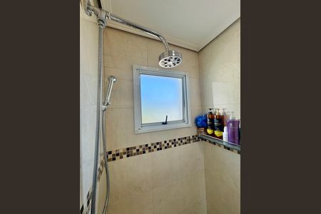 Casa de condomínio à venda com 95m², 3 quartos e 2 vagas Casa de condomínio à venda com 95m², 3 quartos e 2 vagasBanheiro da Suíte