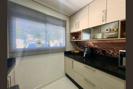 Casa de condomínio à venda com 95m², 3 quartos e 2 vagas Casa de condomínio à venda com 95m², 3 quartos e 2 vagasÁrea de Serviço