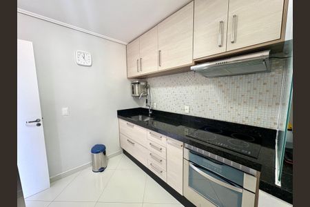 Casa de condomínio à venda com 95m², 3 quartos e 2 vagas Casa de condomínio à venda com 95m², 3 quartos e 2 vagasCozinha