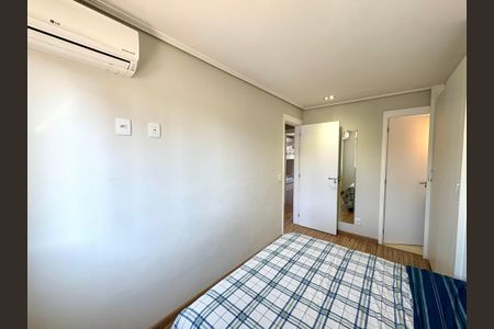 Casa de condomínio à venda com 95m², 3 quartos e 2 vagas Casa de condomínio à venda com 95m², 3 quartos e 2 vagas Suíte