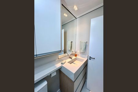 Casa de condomínio à venda com 95m², 3 quartos e 2 vagas Casa de condomínio à venda com 95m², 3 quartos e 2 vagasBanheiro Social