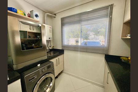 Casa de condomínio à venda com 95m², 3 quartos e 2 vagas Casa de condomínio à venda com 95m², 3 quartos e 2 vagasÁrea de Serviço