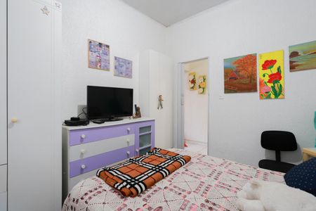 Casa à venda com 200m², 4 quartos e 2 vagasCasa 1 - Quarto 2