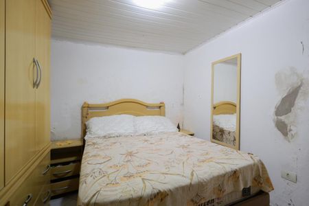 Casa à venda com 200m², 4 quartos e 2 vagasCasa 2 - Quarto