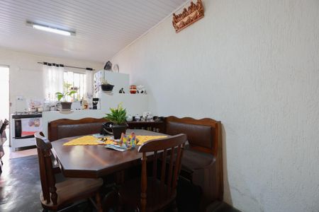 Casa à venda com 200m², 4 quartos e 2 vagasCasa 1 - Copa