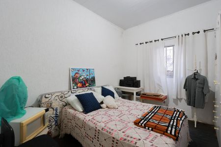 Casa à venda com 200m², 4 quartos e 2 vagasCasa 1 - Quarto 2