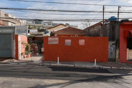 Casa à venda com 200m², 4 quartos e 2 vagasFachada + plaquinha