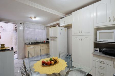 Casa à venda com 200m², 4 quartos e 2 vagasCasa 2 - Cozinha