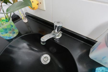 Casa à venda com 200m², 4 quartos e 2 vagasCasa 2 - Banheiro