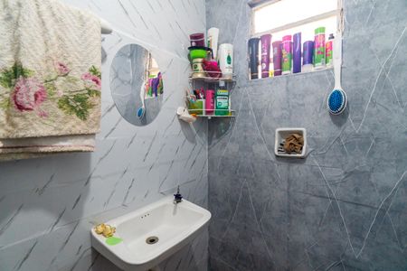 Casa à venda com 184m², 4 quartos e 1 vagaCasa 2 - Banheiro