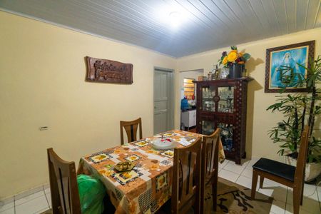 Casa à venda com 184m², 4 quartos e 1 vagaCasa 1 - Sala