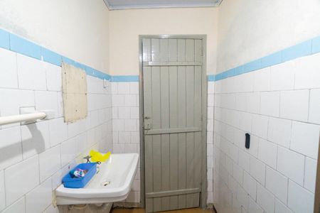 Casa à venda com 184m², 4 quartos e 1 vagaCasa 1 - Banheiro