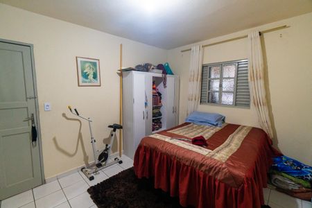 Casa à venda com 184m², 4 quartos e 1 vagaCasa 1 - Quarto