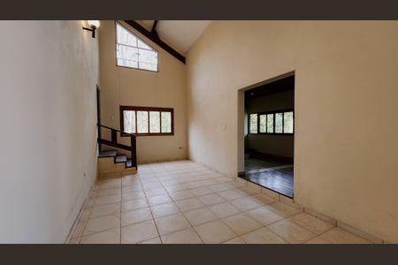 Casa de condomínio para alugar com 415m², 4 quartos e 4 vagasSala