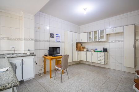 Casa à venda com 143m², 2 quartos e 3 vagas Casa à venda com 143m², 2 quartos e 3 vagasCozinha 2