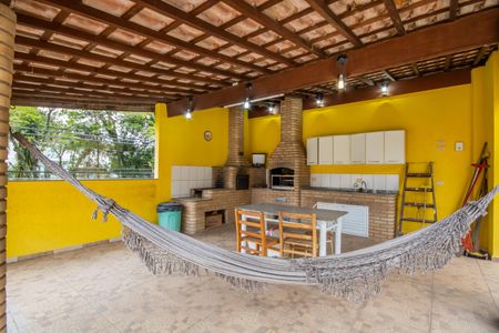 Casa à venda com 143m², 2 quartos e 3 vagas Casa à venda com 143m², 2 quartos e 3 vagasEspaço Gourmet