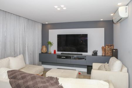 Apartamento à venda com 145m², 2 quartos e 3 vagas Apartamento à venda com 145m², 2 quartos e 3 vagasSala