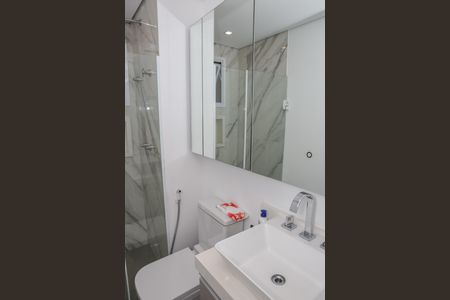 Apartamento à venda com 145m², 2 quartos e 3 vagas Apartamento à venda com 145m², 2 quartos e 3 vagasBanheiro 2 da Suíte 1