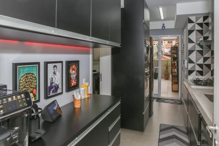 Apartamento à venda com 145m², 2 quartos e 3 vagas Apartamento à venda com 145m², 2 quartos e 3 vagasCozinha