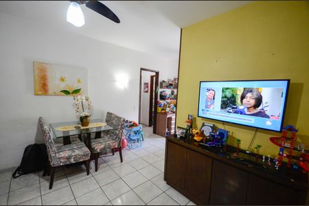 Apartamento à venda com 61m², 2 quartos e 1 vagaSala