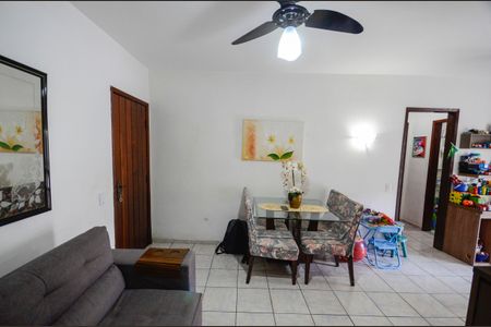 Apartamento à venda com 61m², 2 quartos e 1 vagaSala