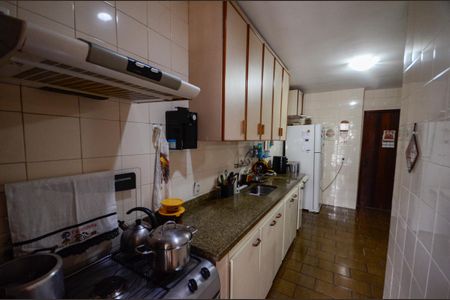 Apartamento à venda com 61m², 2 quartos e 1 vagaCozinha
