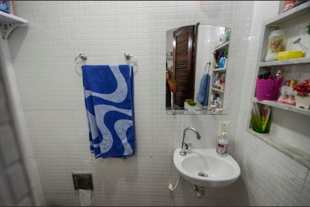 Apartamento à venda com 61m², 2 quartos e 1 vagaBanheiro da suíte