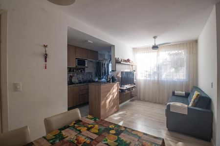 Apartamento à venda com 61m², 3 quartos e 1 vaga Apartamento à venda com 61m², 3 quartos e 1 vagaSala