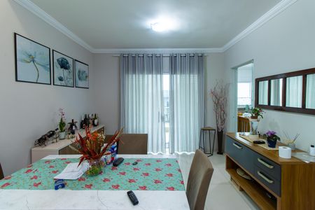 Casa de condomínio para alugar com 250m², 4 quartos e 4 vagasSala