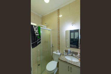 Casa de condomínio para alugar com 250m², 4 quartos e 4 vagasBanheiro da Suíte 2