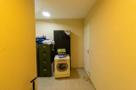 Casa de condomínio para alugar com 250m², 4 quartos e 4 vagasQuarto de Serviço