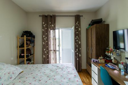 Casa de condomínio para alugar com 250m², 4 quartos e 4 vagasSuíte 3