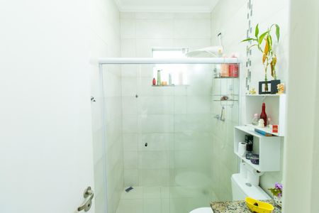 Casa de condomínio para alugar com 250m², 4 quartos e 4 vagasBanheiro da Suíte 1