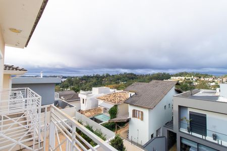 Casa de condomínio para alugar com 250m², 4 quartos e 4 vagasVaranda da Suíte 2