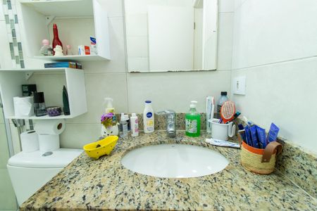 Casa de condomínio para alugar com 250m², 4 quartos e 4 vagasBanheiro da Suíte 1