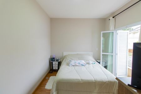 Casa de condomínio para alugar com 250m², 4 quartos e 4 vagasSuíte 1