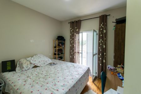 Casa de condomínio para alugar com 250m², 4 quartos e 4 vagasSuíte 3