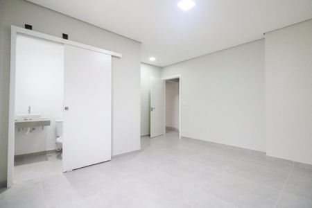 Casa à venda com 140m², 3 quartos e 2 vagas Casa à venda com 140m², 3 quartos e 2 vagasSuíte