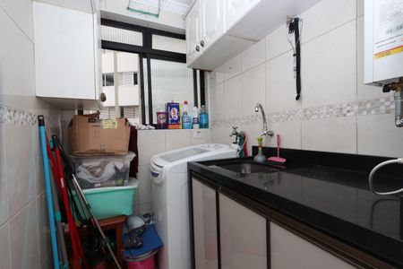 Apartamento à venda com 68m², 3 quartos e 1 vagaÁrea de Serviço