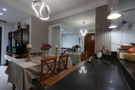 Apartamento à venda com 68m², 3 quartos e 1 vagaSala de Jantar