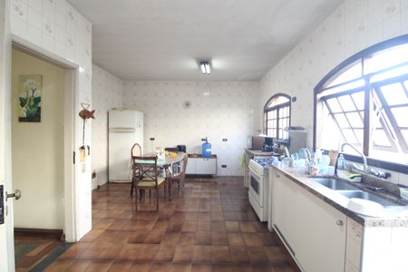 Casa à venda com 200m², 4 quartos e 4 vagasCozinha